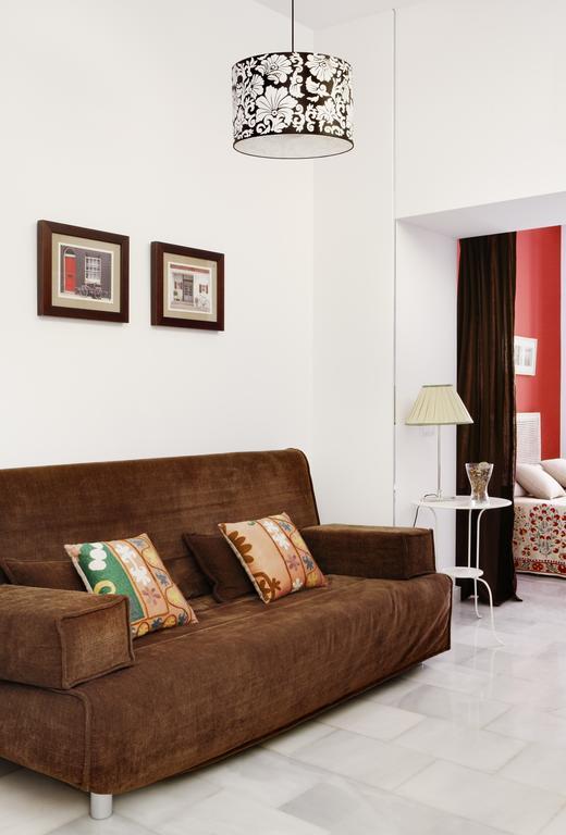 Apartamentos Mariscal Sevilha Quarto foto