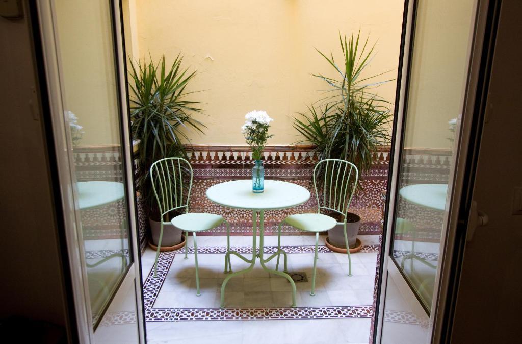 Apartamentos Mariscal Sevilha Quarto foto